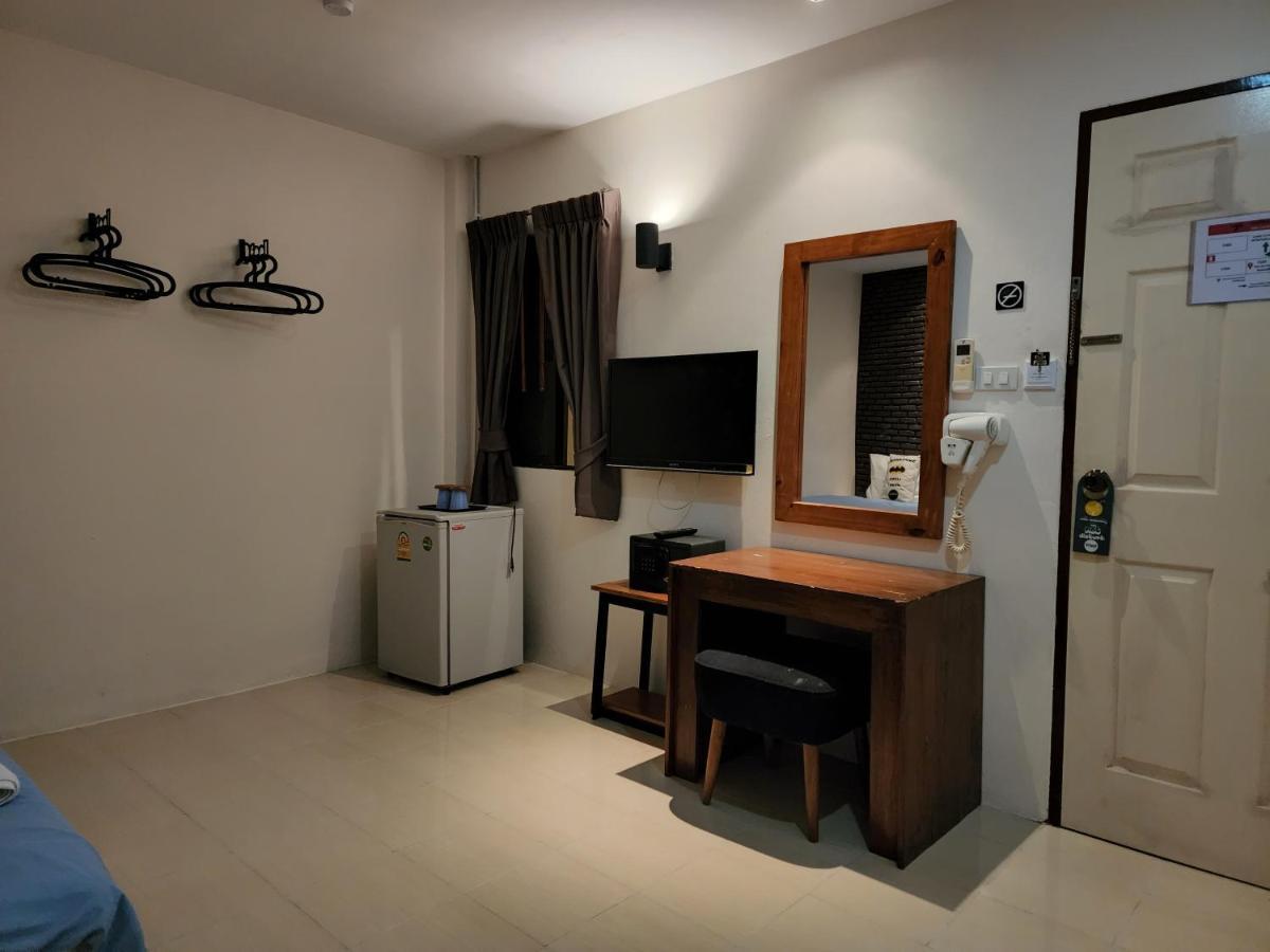 Dfeel House Hostel Patong Εξωτερικό φωτογραφία
