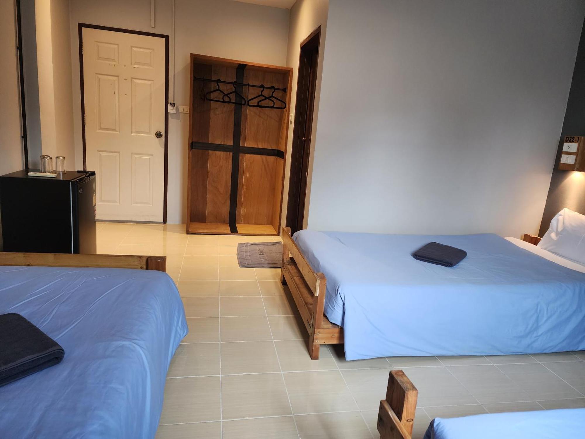 Dfeel House Hostel Patong Δωμάτιο φωτογραφία
