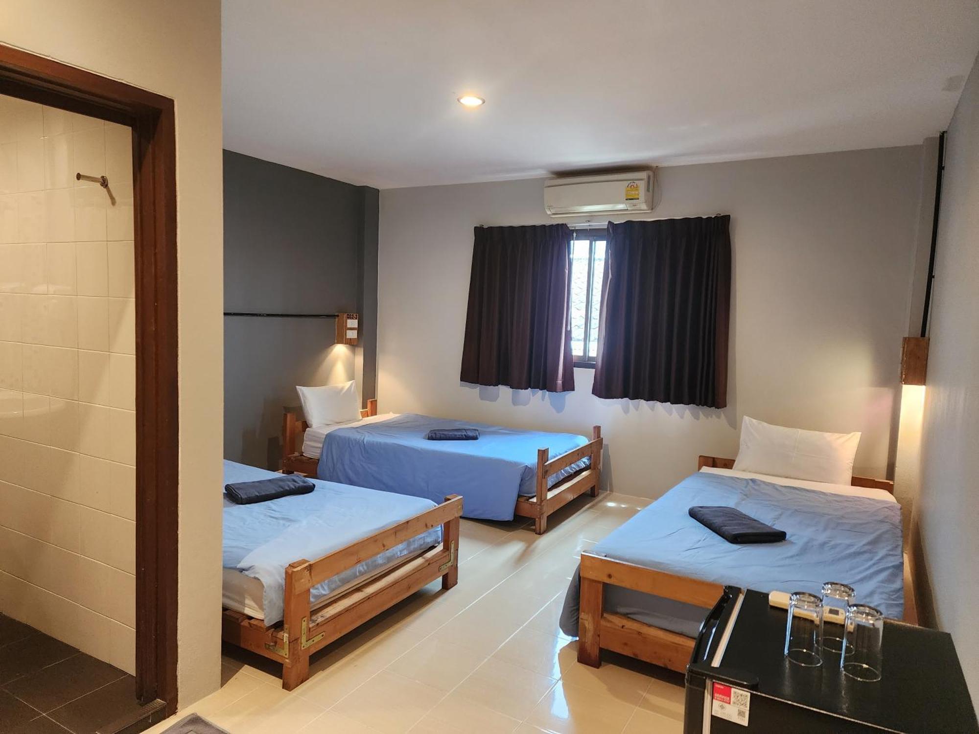 Dfeel House Hostel Patong Δωμάτιο φωτογραφία
