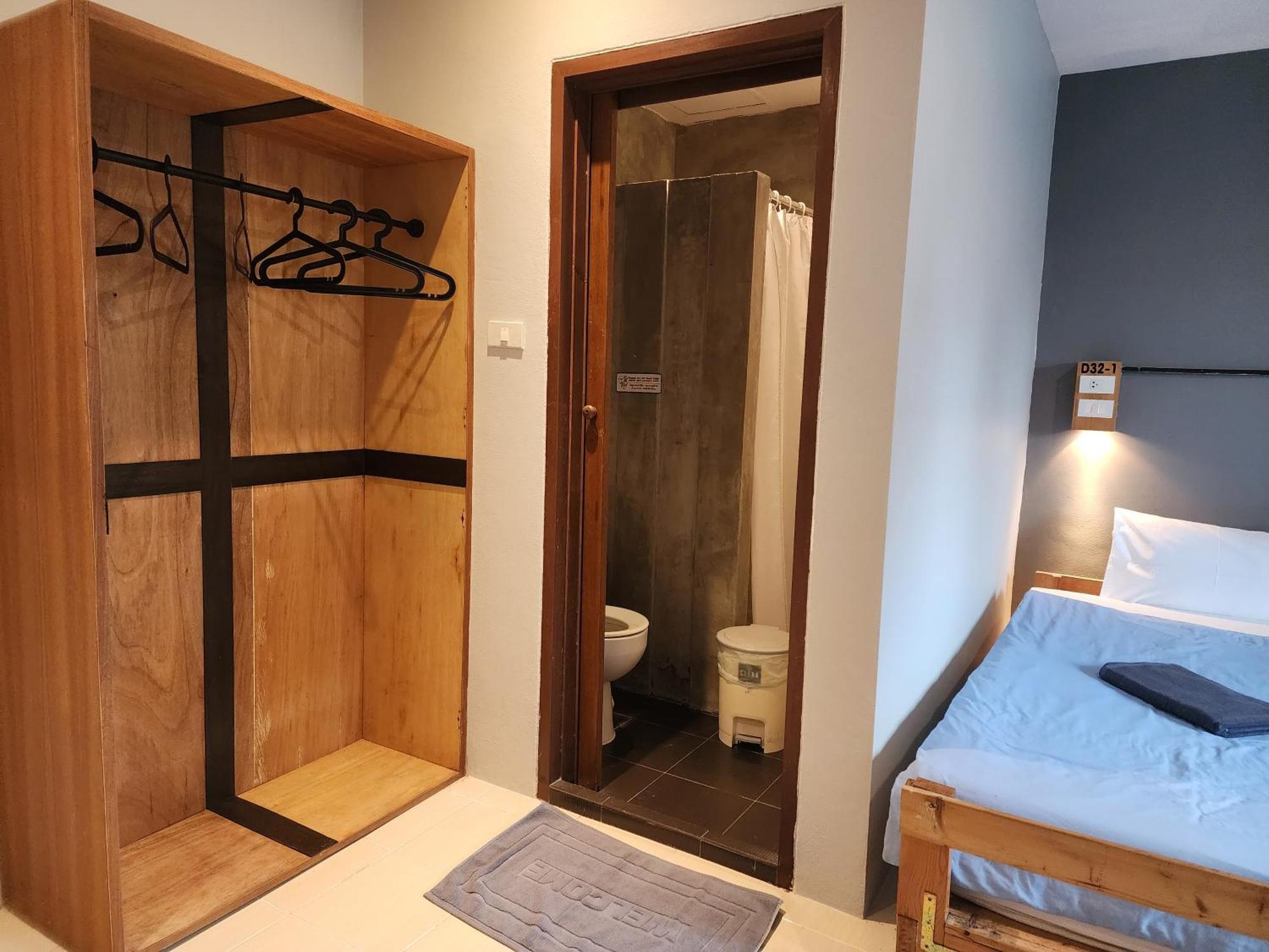Dfeel House Hostel Patong Δωμάτιο φωτογραφία