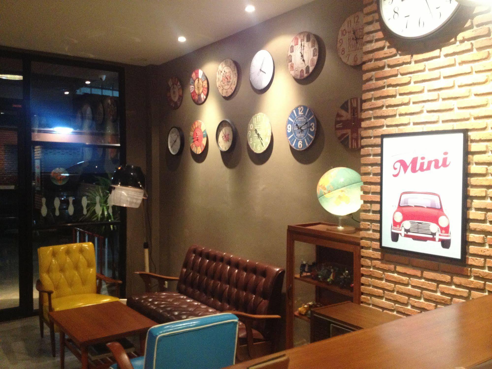 Dfeel House Hostel Patong Εξωτερικό φωτογραφία